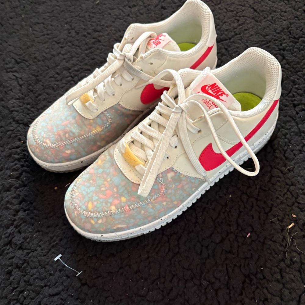 Nike Women's multicolor Air Force 1 sneakers - Picture 6 of 7